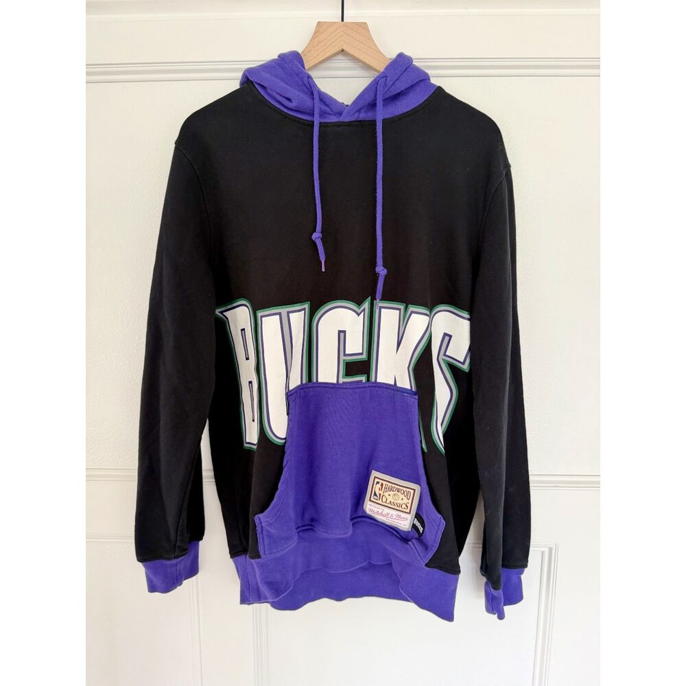 Mitchell & Ness Milwaukee Bucks Hardwood Classics Big Face Hoodie Black Purple S